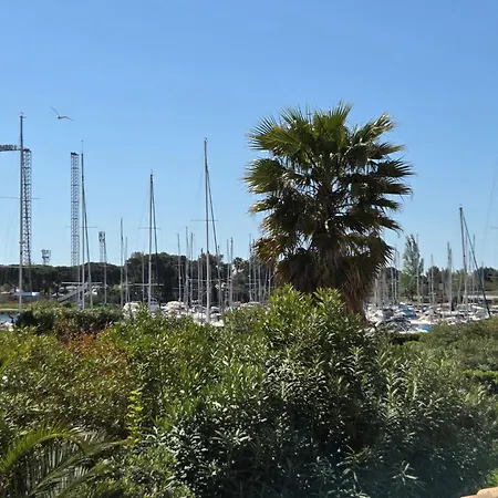 Apartment Abbaye Du Cap Tres Joli 2 Pieces Moderne Et Climatise Proche Port Cap D'agde